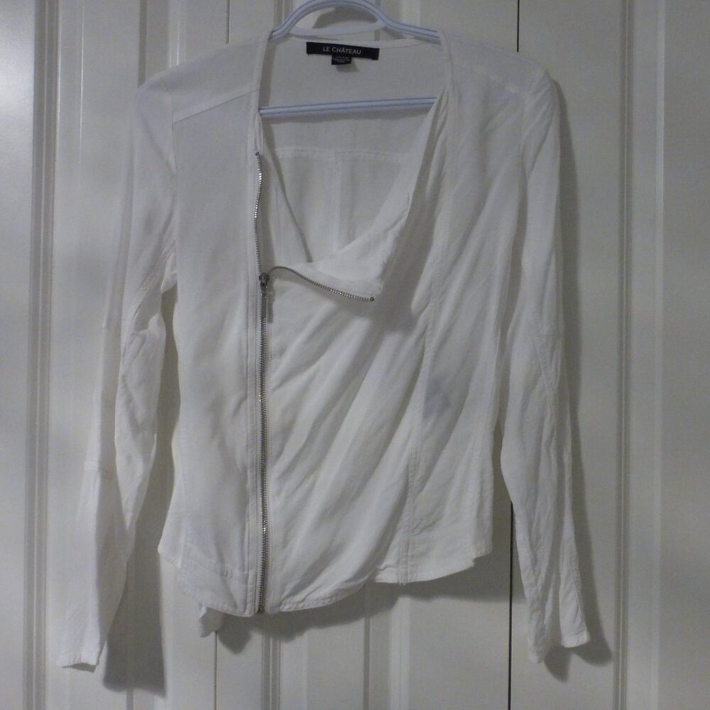 LE CHATEAU white moto style long sleeve top